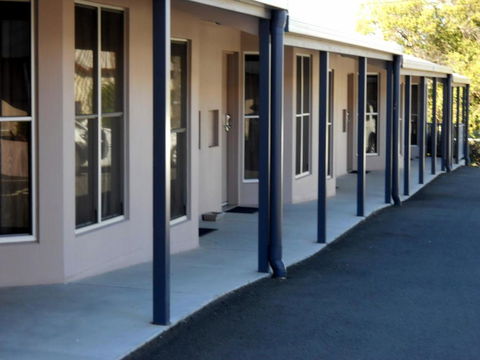 Mackellar Motel - Accommodation Main Beach 3