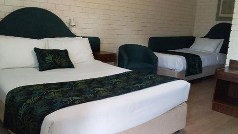 Macquarie Valley Motor Inn - Accommodation Main Beach 3