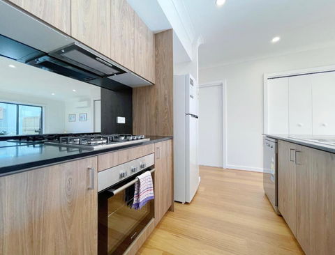 Mambourin Home By GoodLive - Accommodation Main Beach 0