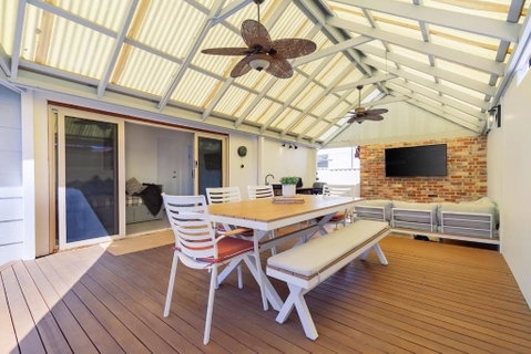 Manning Private Escape By Swan Bnb Management - Accommodation Main Beach 2