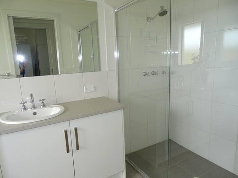 Marina Belle - Accommodation Main Beach 2