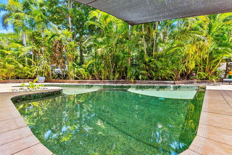Melaleuca Hideaway - Beach Pool Free Parking - Accommodation Main Beach 3