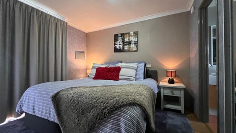Melville Oasis - Accommodation Main Beach 1