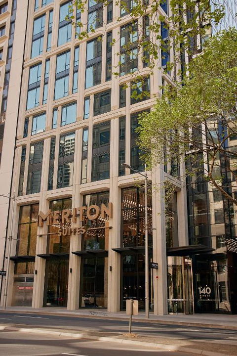 Meriton Suites Melbourne - Accommodation Main Beach 1