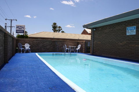 Mid Town Inn Narrabri - Accommodation Main Beach 0