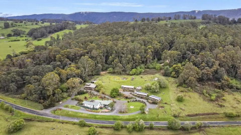 Mole Creek Cabins - Accommodation Main Beach 0