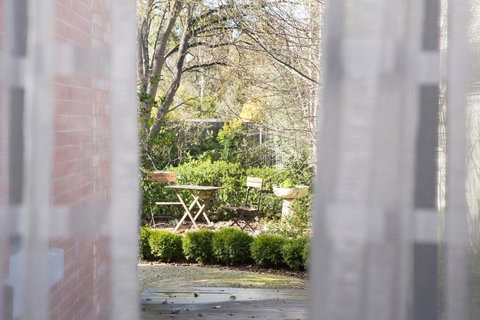 Mollisons - Accommodation Main Beach 1