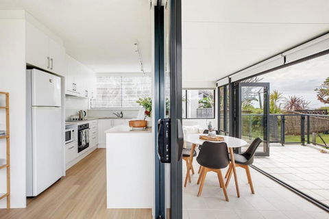 Mona Vale Surf To Tee - Accommodation Main Beach 0