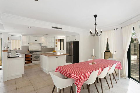 Newly Renovated Home Steps From Sorrento Beach - Accommodation Main Beach 3