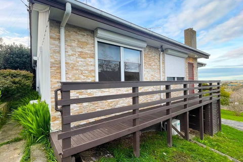 Morwell Pet Friendly 3BR Retreat Free Parking Netflix - Accommodation Main Beach 0