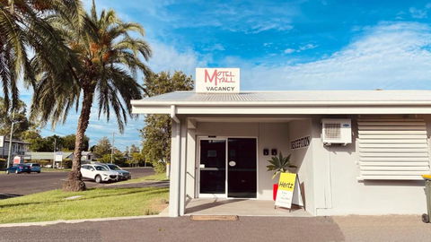 Motel Myall - Accommodation Main Beach 3