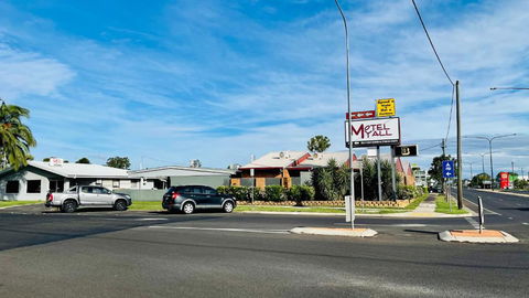 Motel Myall - Accommodation Main Beach 2