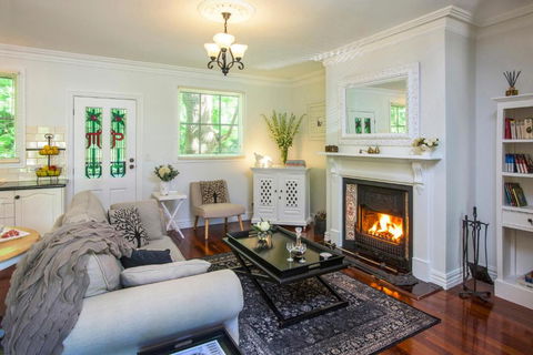 Moulton Park Estate - Cottages - Accommodation Main Beach 3