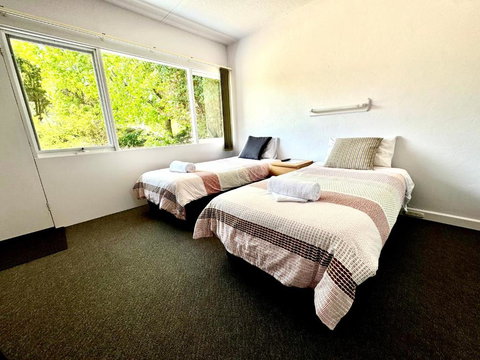 Mount Beauty Motor Inn - Accommodation Main Beach 2