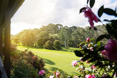 Mount Lofty Golf Course - Accommodation Main Beach 3