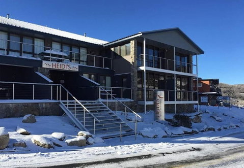 Mountain View Chalet At Heidis - Accommodation Main Beach 0