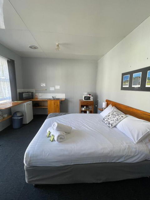 Mountain View Motel - Accommodation Main Beach 3