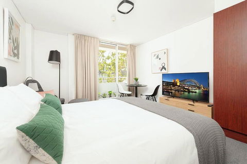 MP303 - Studio Apartment, Military Road, Cremorne - Accommodation Main Beach 2