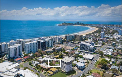 NAROO7- PRIME, CENTRE OF MOOLOOLABA LOCATION - Accommodation Main Beach 0
