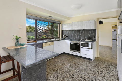 NAROO7- PRIME, CENTRE OF MOOLOOLABA LOCATION - Accommodation Main Beach 1