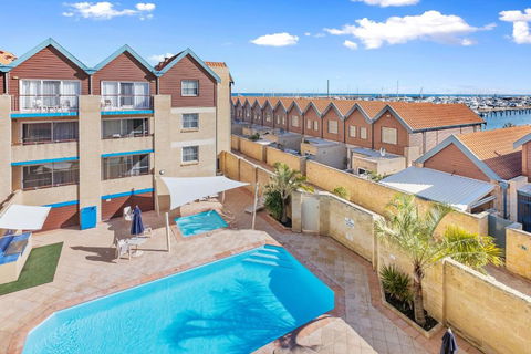 Nautica Residences Hillarys - Accommodation Main Beach 0