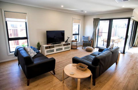NAUTILUS - Accommodation Main Beach 1