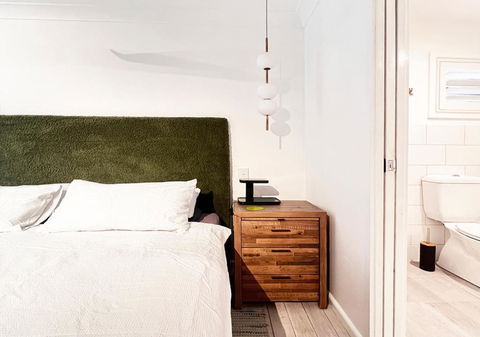 NEW Serene Modern Oasis - Accommodation Main Beach 3
