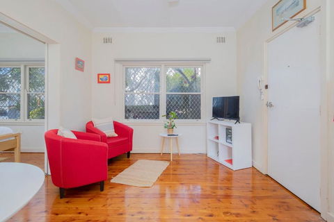 Newcastle Nook - Convenient Comforts In The CBD - Accommodation Main Beach 2