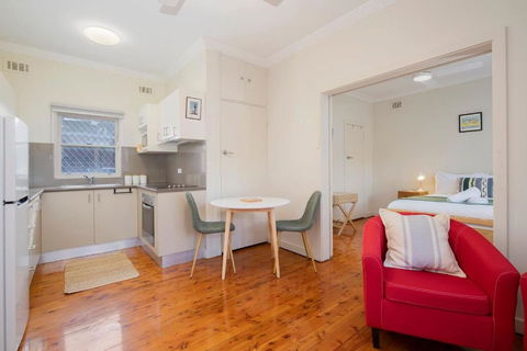 Newcastle Nook - Convenient Comforts In The CBD - Accommodation Main Beach 3