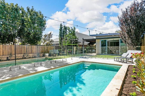 Mosman Park Prestige - Accommodation Main Beach 0