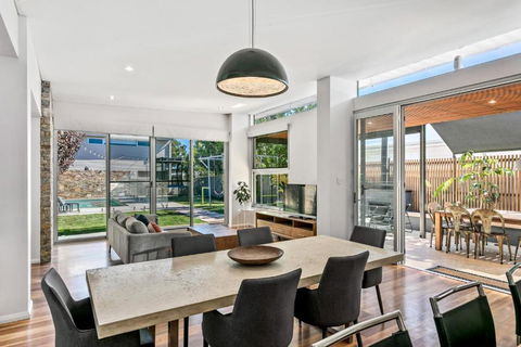 Mosman Park Prestige - Accommodation Main Beach 2