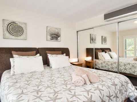 Oaks Pacific Blue 516 Private Pool Aircon WI-FI - Accommodation Main Beach 3