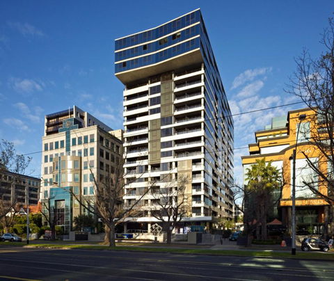 Oaks Melbourne St Kilda Road Hotel - Accommodation Main Beach 0