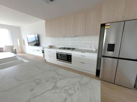 North Beach Hamptons - Accommodation Main Beach 2