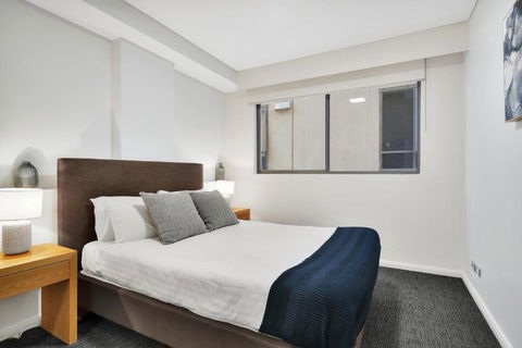 North Sydney Corporate Apartment MIL2251106 - Accommodation Main Beach 2