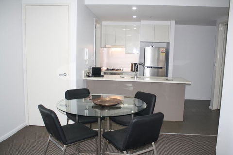North Sydney Wyndel Apartments-MIL1005 - Accommodation Main Beach 2