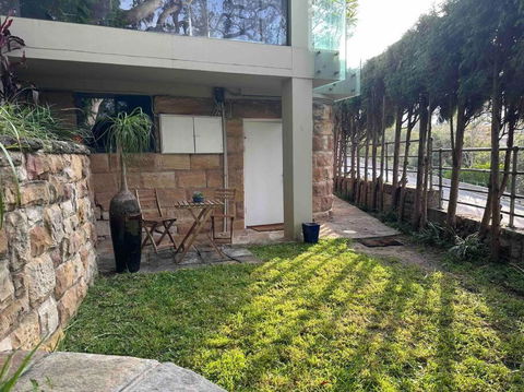 NY Special Granny Flat In Mosman - Accommodation Main Beach 2