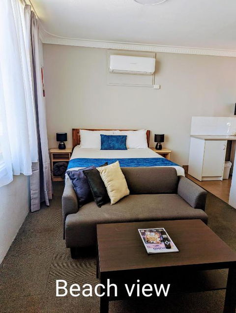 Ocean Drive Motel - Accommodation Main Beach 0