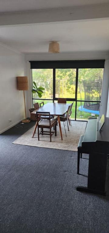 Ocean Grove Beach House - Accommodation Main Beach 3