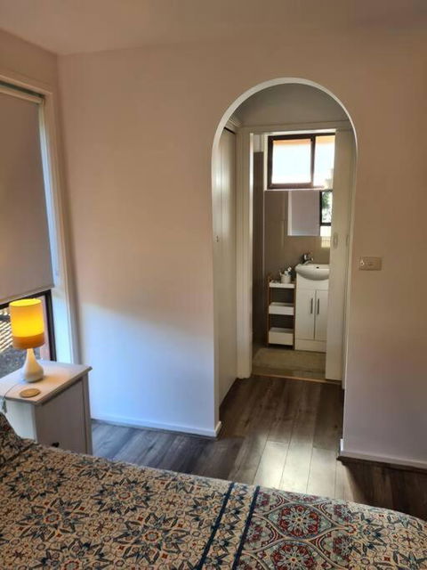 Ocean Grove - Walk To Beach, Park, Cafe & Pub - Accommodation Main Beach 2