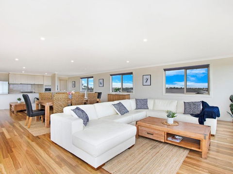 Ocean Mist - Accommodation Main Beach 2