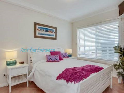 Ocean Pines Apartments 4 - Accommodation Main Beach 1