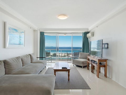Ocean Plaza Unit 936 - Accommodation Main Beach 1