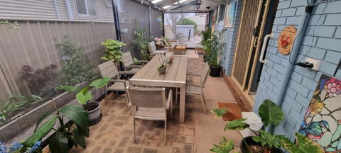 Ocean Street Delight - Accommodation Main Beach 0