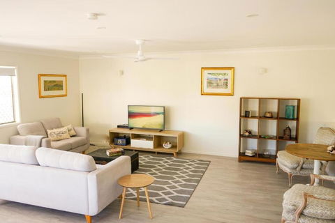 Oasis 1 On Eden - Accommodation Main Beach 2
