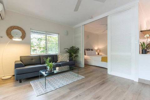 Ocean Palms Apartments - Accommodation Main Beach 0