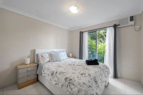 One Bedroom Holiday Rental In Scarborough - Accommodation Main Beach 2