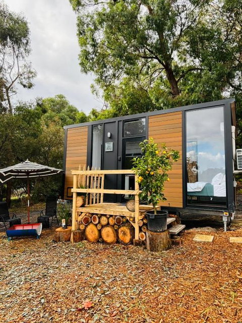 Orange 2 By Tiny Away - Accommodation Main Beach 0