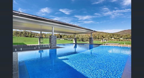 ON Keppies - BnB - Family Farm & Wedding Guest Accommodation Paterson NSW - Accommodation Main Beach 3