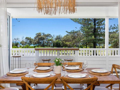 Oceanfront Beach House On Marine Parade - Accommodation Main Beach 0